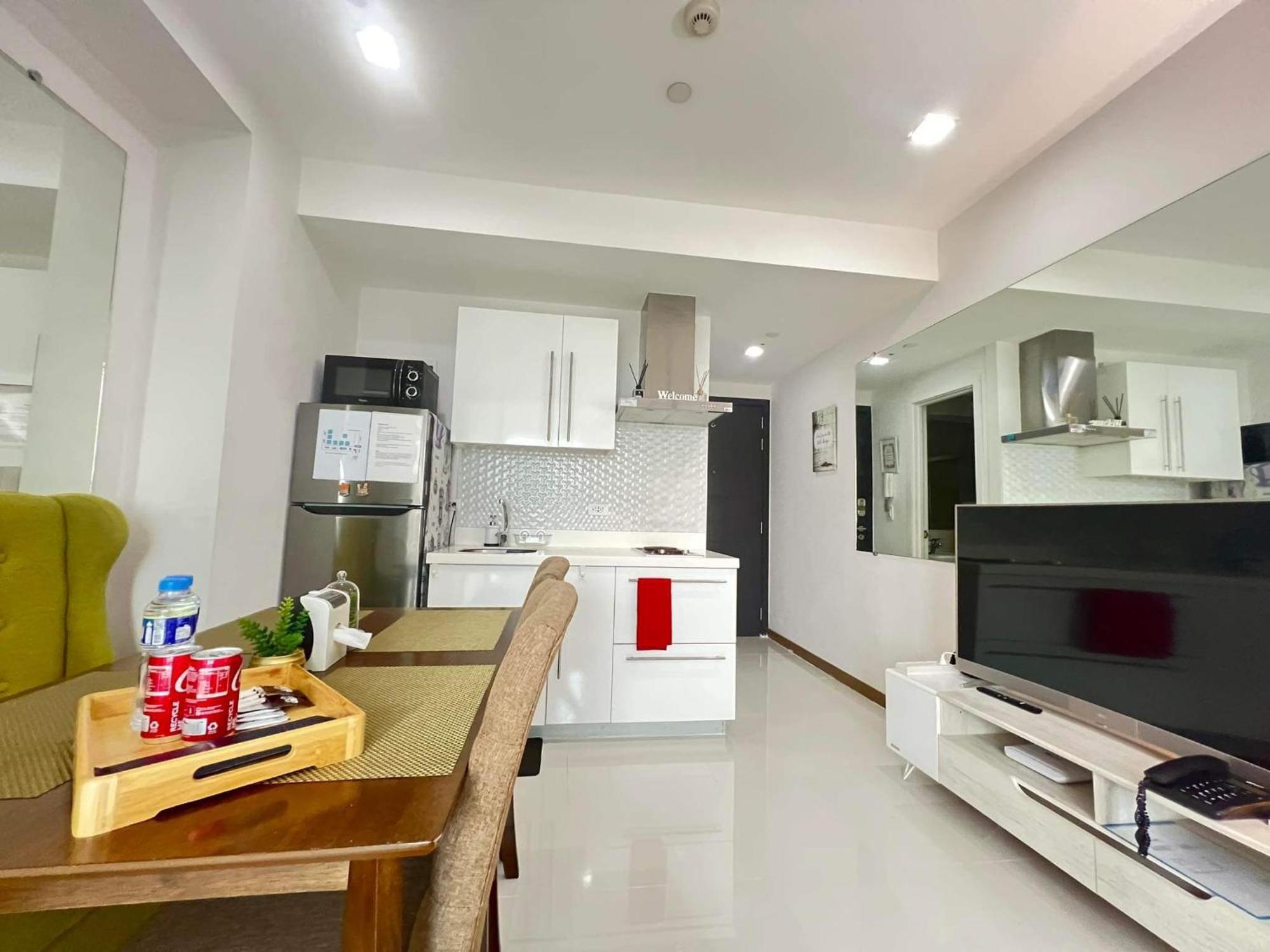 Sakura Apartment Manille Extérieur photo